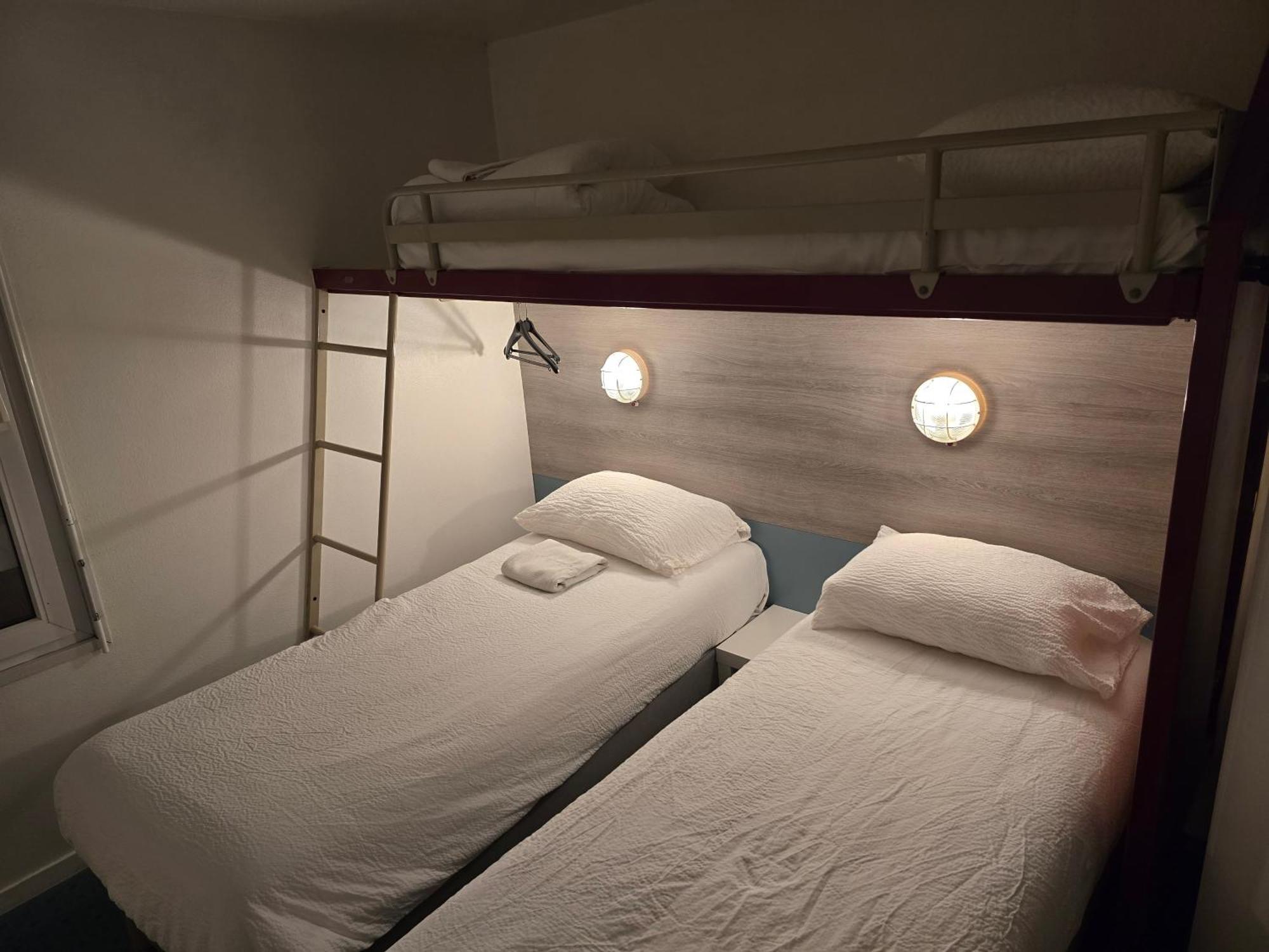 Brit Hotel Essentiel Poitiers Gare Du Futuroscope Jaunay-Clan Dış mekan fotoğraf