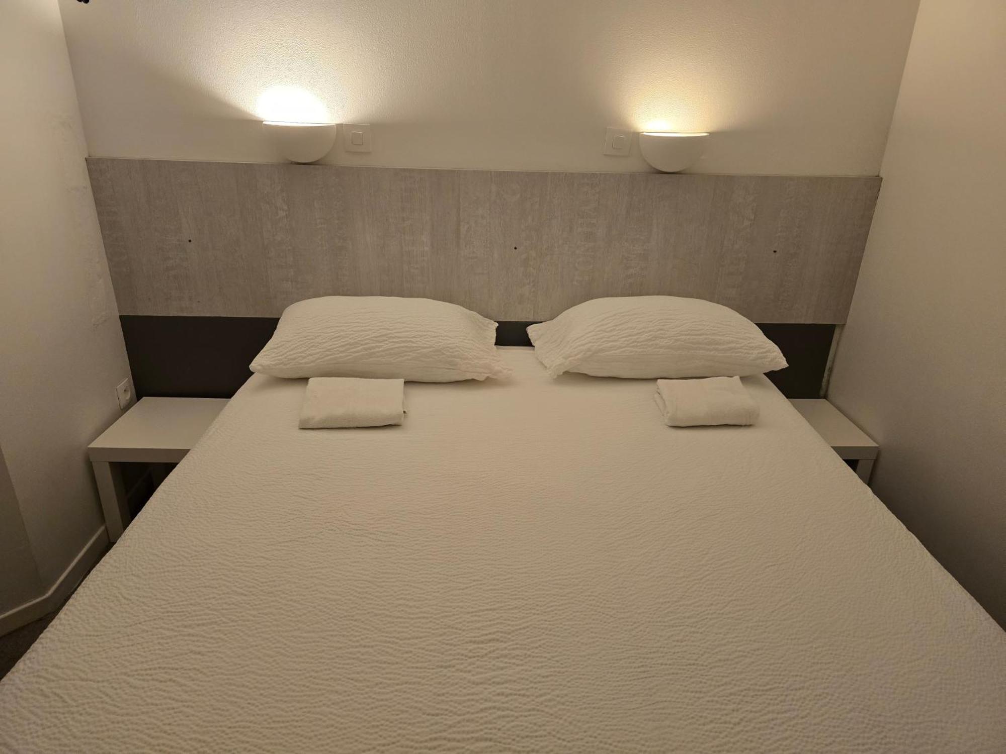 Brit Hotel Essentiel Poitiers Gare Du Futuroscope Jaunay-Clan Dış mekan fotoğraf